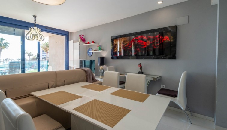 Resale - Apartment - Punta Prima