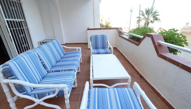 Återförsäljning - Bungalow - Orihuela Costa - Campoamor