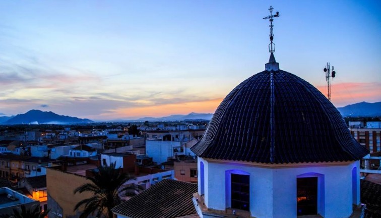 Nybyggen - Parhus/Radhus - Dolores