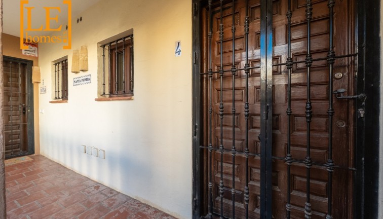 Jälleenmyynti - Asunto - Torrevieja - Playa de los Locos