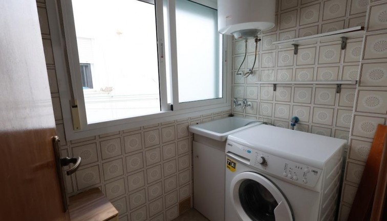 Jälleenmyynti - Asunto - Torrevieja - Playa del Cura