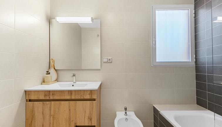 Uudistuotanto - Asunto - Orihuela Costa - Lomas de Cabo Roig