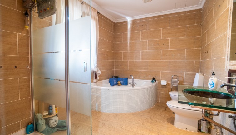 Jälleenmyynti - Erillistalo - Torrevieja - Los Balcones