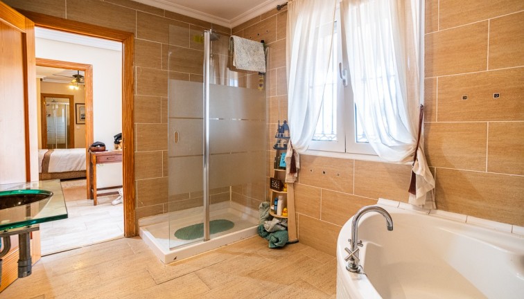 Jälleenmyynti - Erillistalo - Torrevieja - Los Balcones