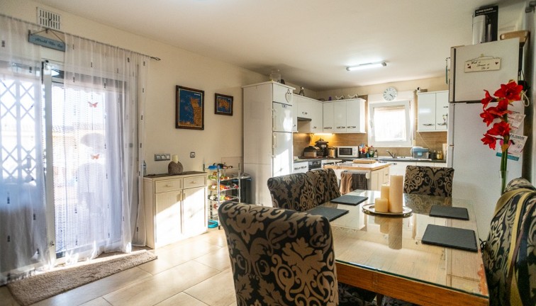 Jälleenmyynti - Erillistalo - Torrevieja - Los Balcones