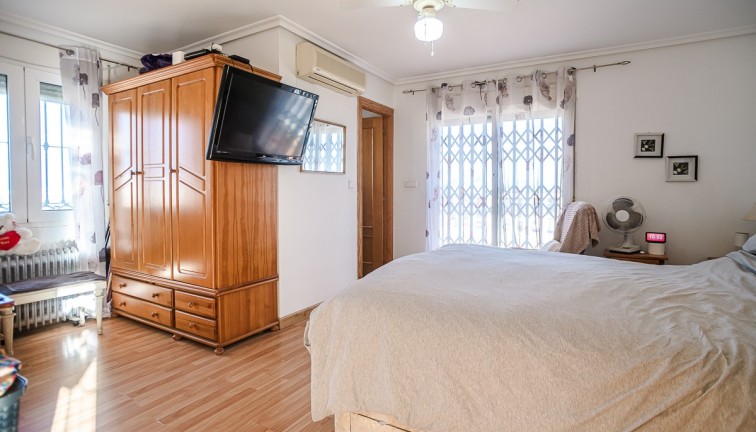 Jälleenmyynti - Erillistalo - Torrevieja - Los Balcones