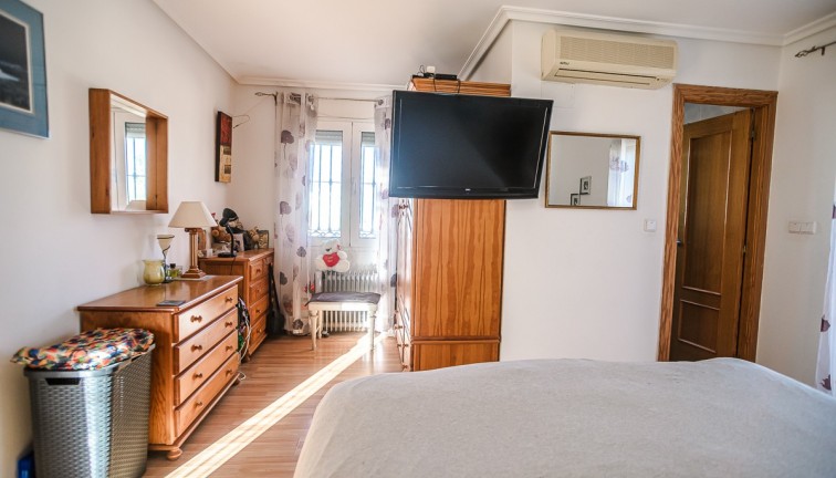 Jälleenmyynti - Erillistalo - Torrevieja - Los Balcones