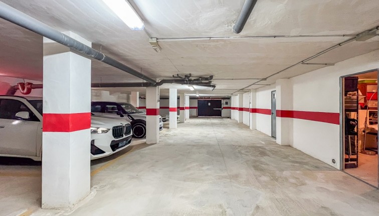 Jälleenmyynti - Parking + Storage room - Orihuela Costa - Lomas de Cabo Roig