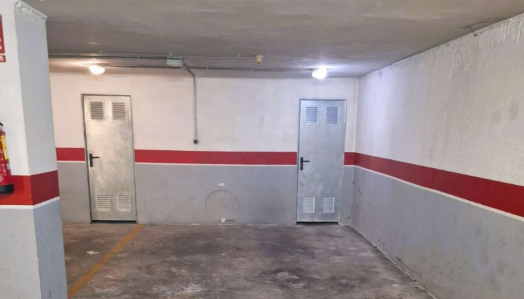 Resale - Garage - Torrevieja