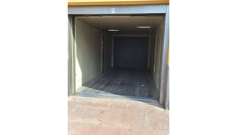 Resale - Garage - Torrevieja