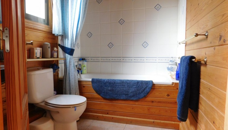 Återförsäljning - Finca - Torremendo