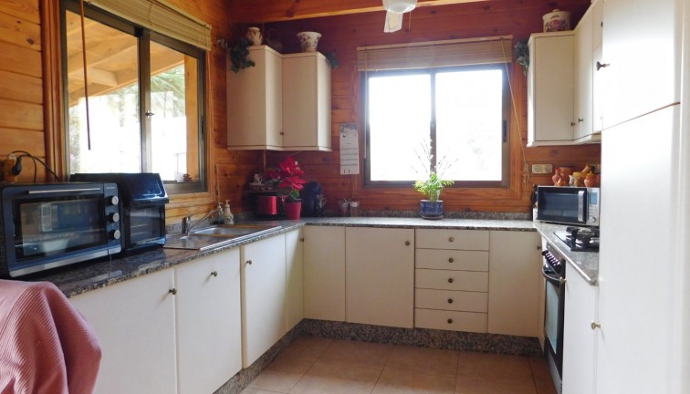 Återförsäljning - Finca - Torremendo