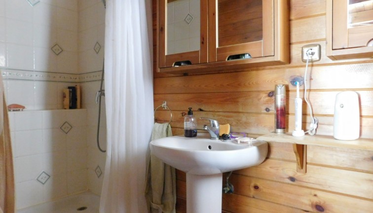 Återförsäljning - Finca - Torremendo