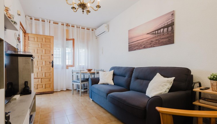 Jälleenmyynti - Bungalow - Torrevieja - Acequion