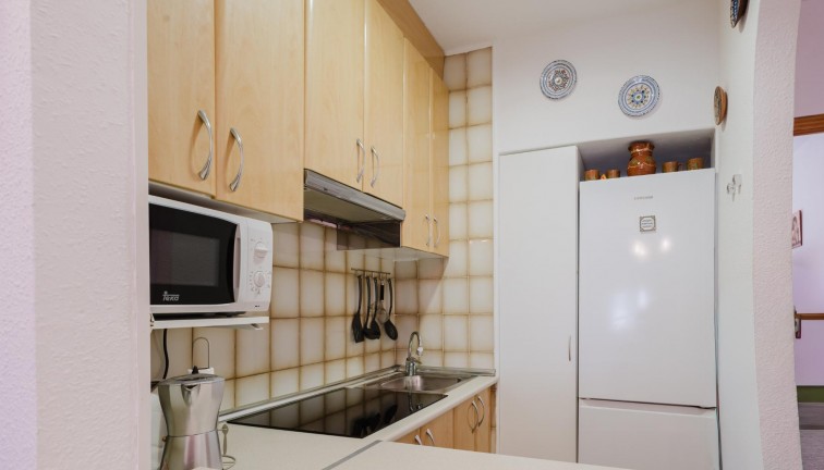 Jälleenmyynti - Bungalow - Torrevieja - Acequion