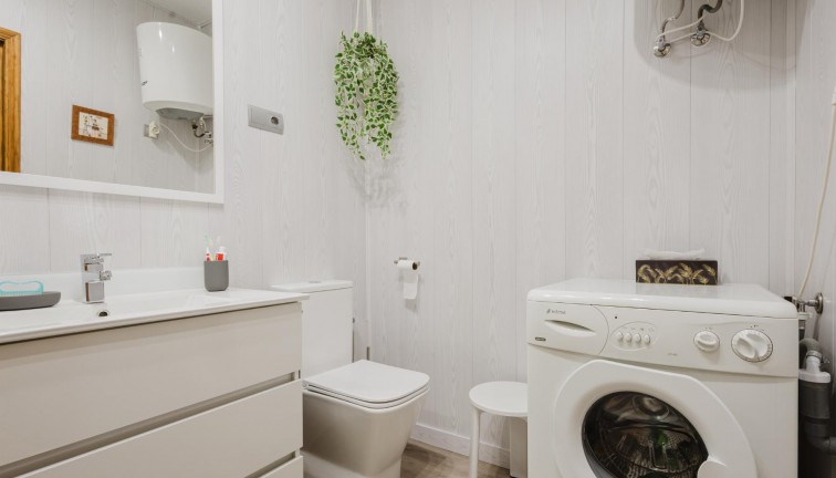 Jälleenmyynti - Bungalow - Torrevieja - Acequion