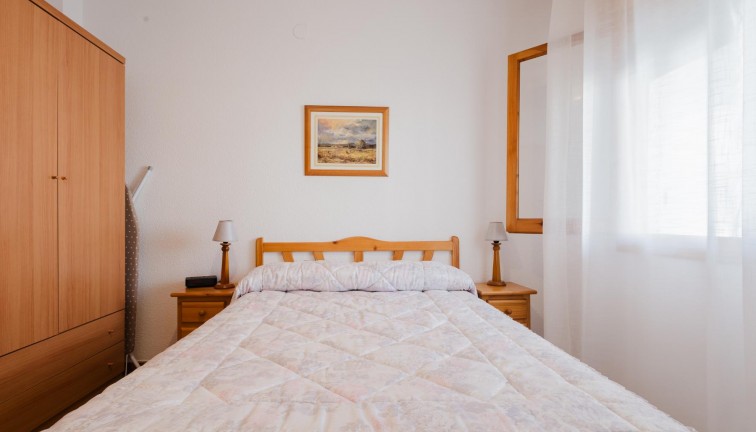 Jälleenmyynti - Bungalow - Torrevieja - Acequion