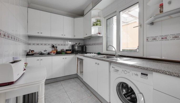 Resale - Apartment - Torrevieja