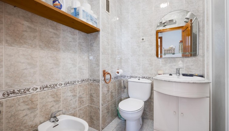 Resale - Apartment - Torrevieja