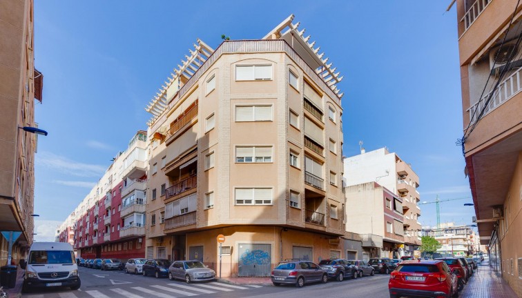 Resale - Apartment - Torrevieja
