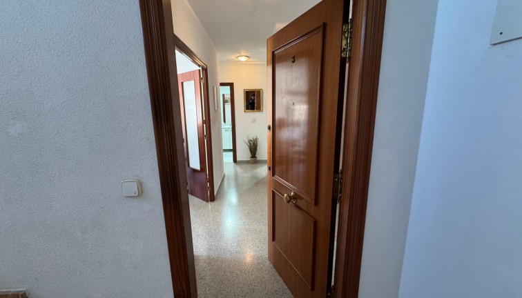 Reventa - Apartamento / piso - San Miguel de Salinas