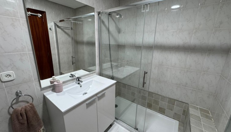 Reventa - Apartamento / piso - San Miguel de Salinas