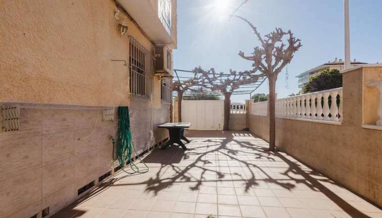 Jälleenmyynti - Bungalow - Torrevieja