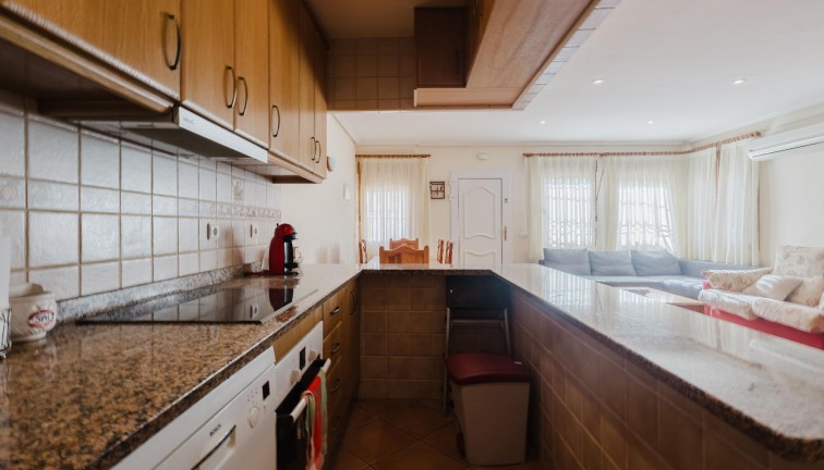 Jälleenmyynti - Bungalow - Torrevieja