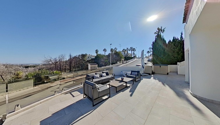 Reventa - Chalet - Orihuela Costa - Campoamor