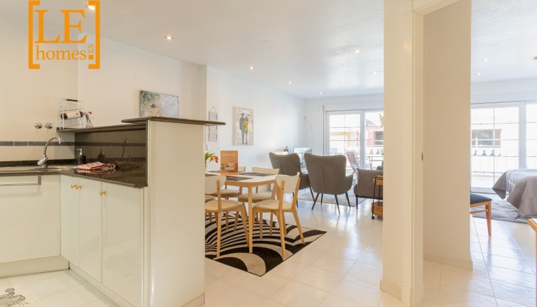 Jälleenmyynti - Asunto - Ylimmän kerroksen asunto - Torrevieja - Playa de los Locos