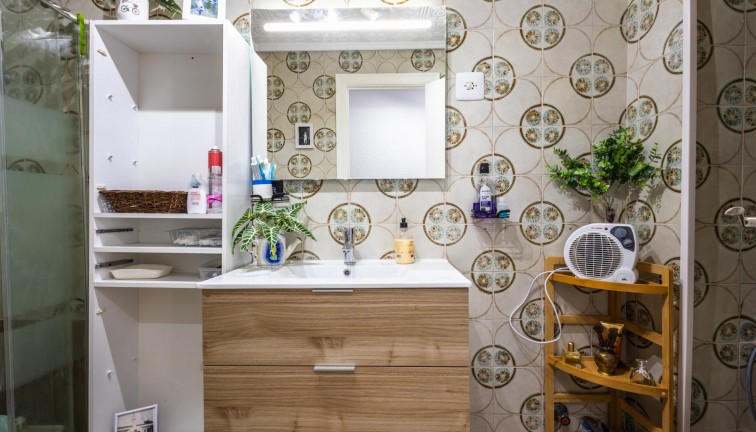 Jälleenmyynti - Asunto - Torrevieja - Acequion