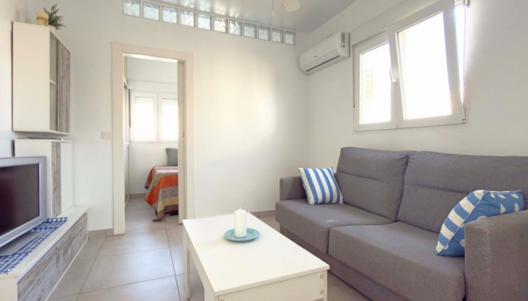 Jälleenmyynti - Yksiö - Torrevieja - Acequion