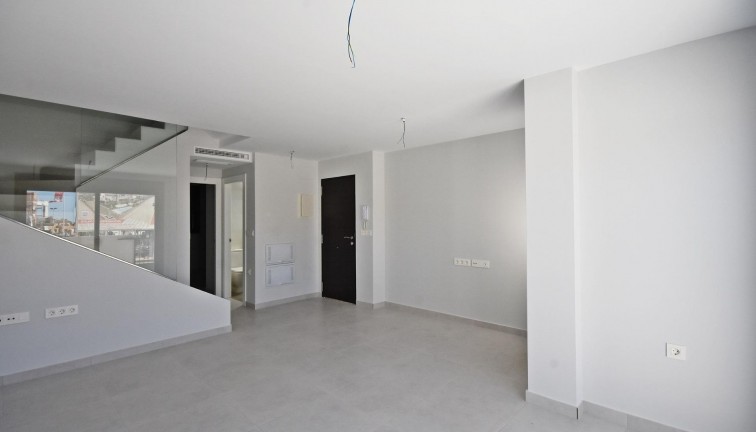 Uudistuotanto - Erillistalo - Mazarron - Puerto de Mazarron