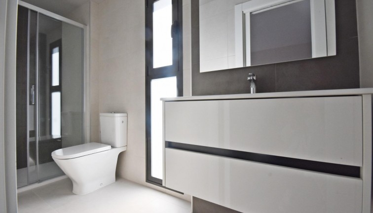 Uudistuotanto - Erillistalo - Mazarron - Puerto de Mazarron