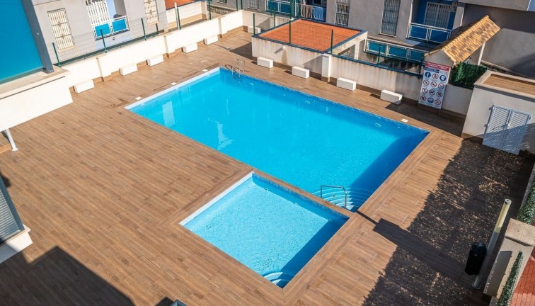 Reventa - Apartamento / piso - Torrevieja