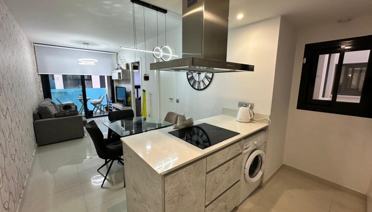 Reventa - Apartamento / piso - Torrevieja