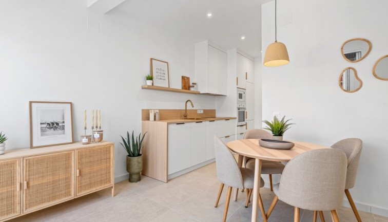 Resale - Bungalow - La Siesta