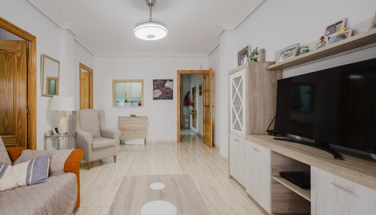 Jälleenmyynti - Asunto - Torrevieja - Acequion