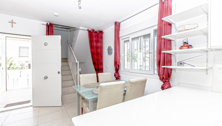 Resale - Chalet - La Marina