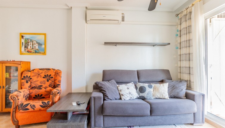 Jälleenmyynti - Asunto - Ylimmän kerroksen asunto - Torrevieja