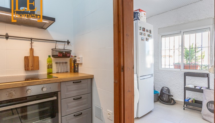 Resale - Semi-Detached - Torrevieja - Nueva Torrevieja