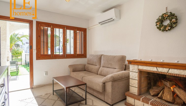 Resale - Semi-Detached - Torrevieja - Nueva Torrevieja