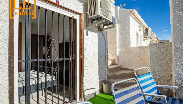 Resale - Semi-Detached - Torrevieja - Nueva Torrevieja