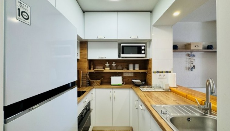 Jälleenmyynti - Asunto - La Mata - LA MATA