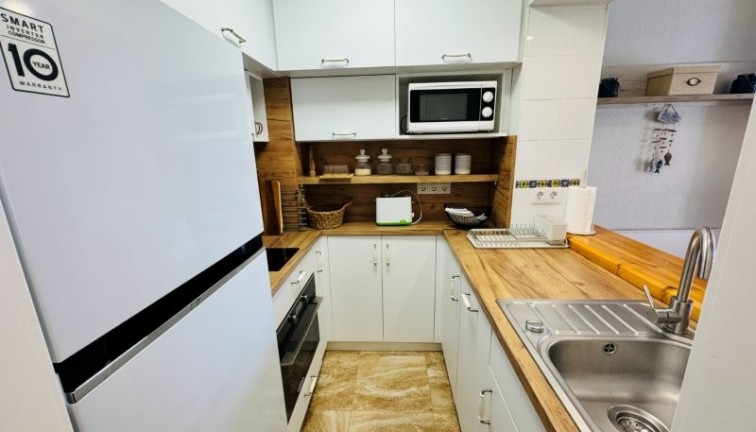 Jälleenmyynti - Asunto - La Mata - LA MATA