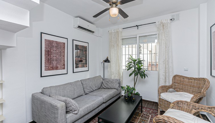 Jälleenmyynti - Paritalo/Rivitalo - Torrevieja - Torretas