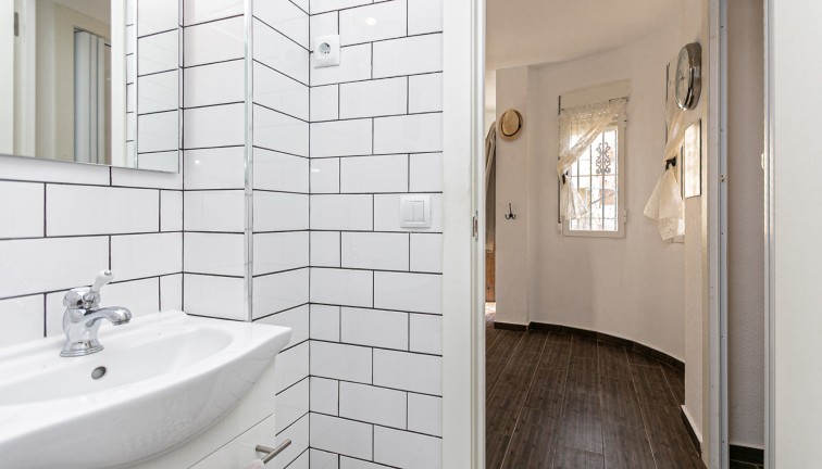 Jälleenmyynti - Paritalo/Rivitalo - Torrevieja - Torretas