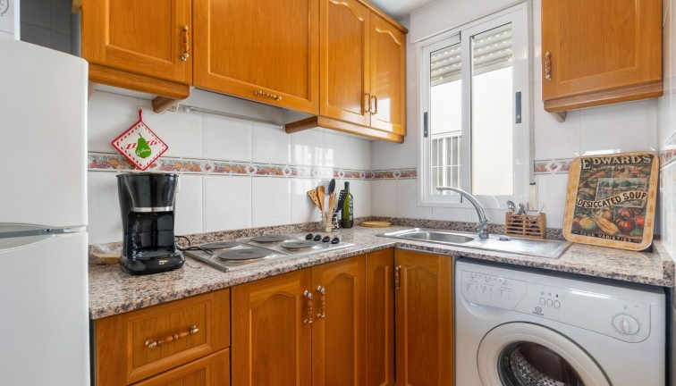 Jälleenmyynti - Asunto - Ylimmän kerroksen asunto - Torrevieja