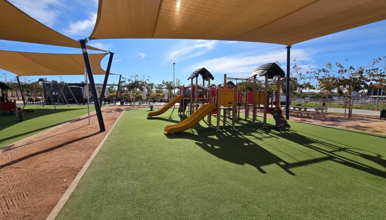 Jälleenmyynti - Erillistalo - Torrevieja - El chaparral