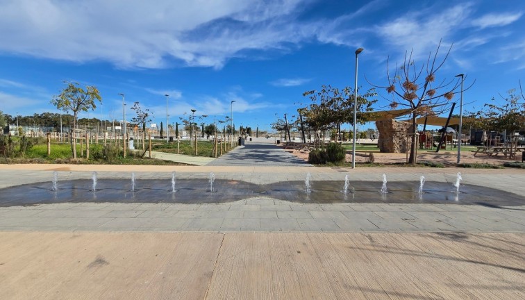 Jälleenmyynti - Erillistalo - Torrevieja - El chaparral